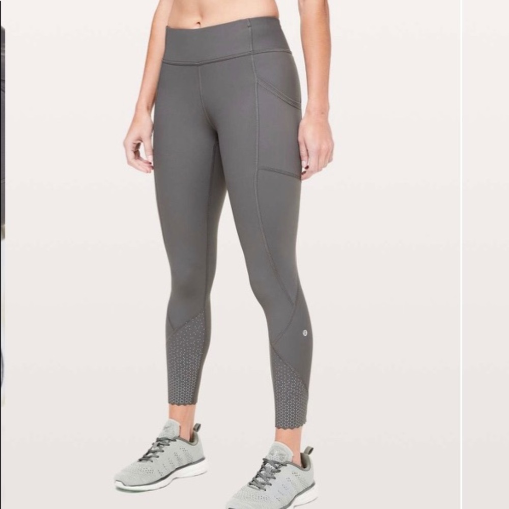 NWOT-Lululemon Tight Stuff Tight II 25”